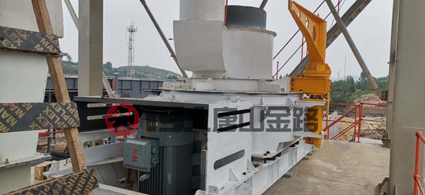 锤破、对辊破、立轴冲击破三种制砂设备优劣对比